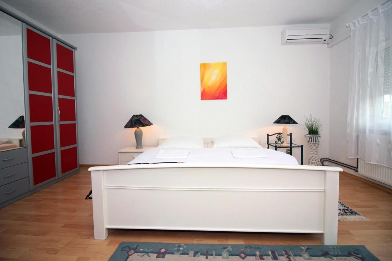 Apartment Masa Tisno Exterior photo